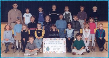 chad_20001020_first_grade_class-15 null